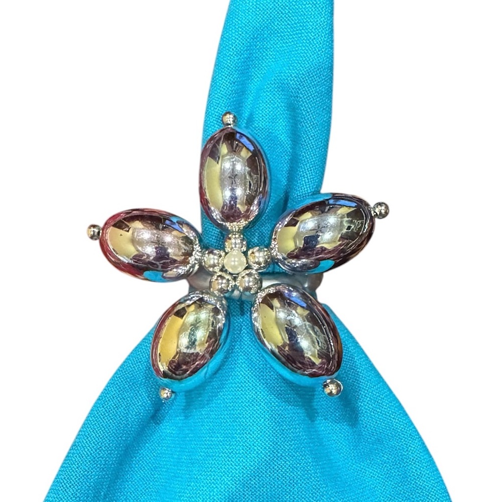 Set of New handmade beaded flower style napkin rings napkin holders